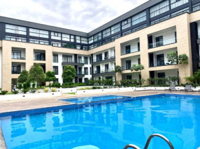 Duplex apartment in embassy gardens